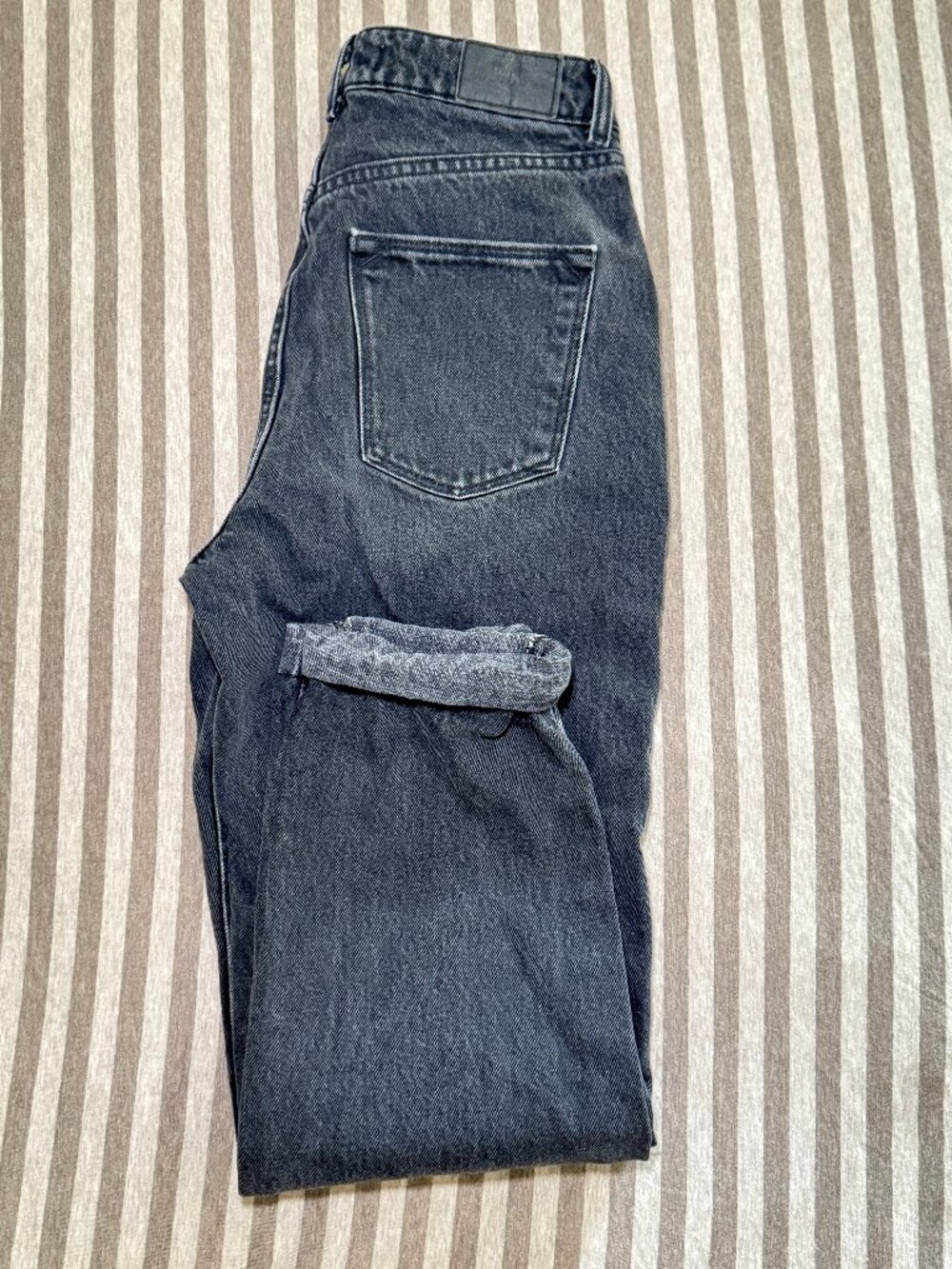 Zara Black Wash Skinny Jeans Size 2 — Faded Grey Denim